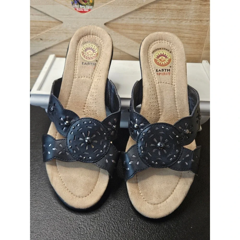 Earth Spirit Wedge Slides Womens 8.5 Black Maddy Medallion‎ Perforated Sandals